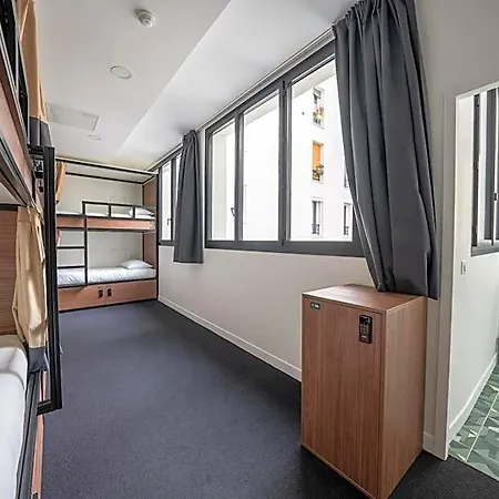 Beau M Hotel