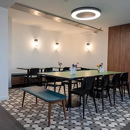 Hotel Beau M